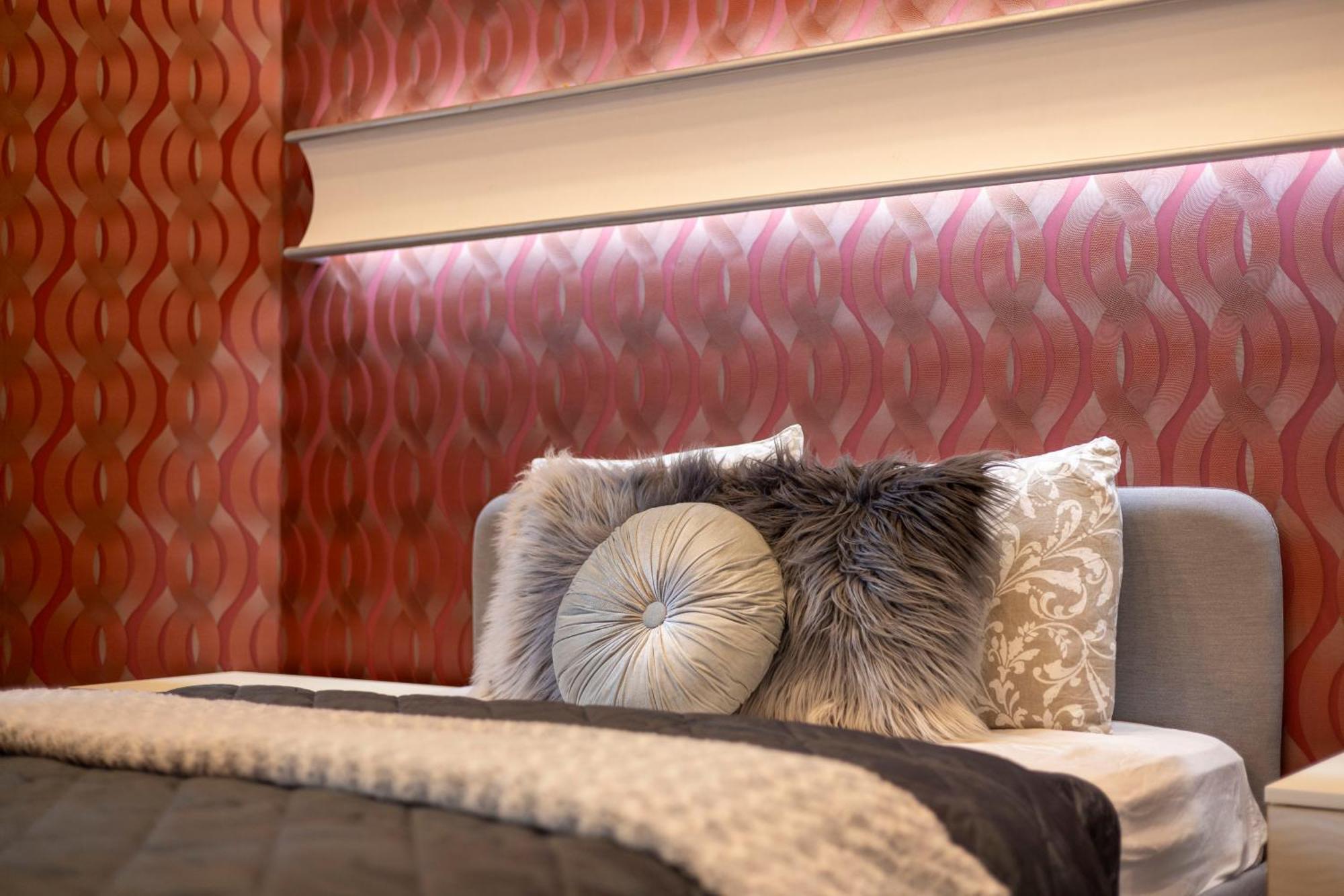 Luxury Royal Central Apartment By Prestige Homes บูดาเปสต์ ภายนอก รูปภาพ